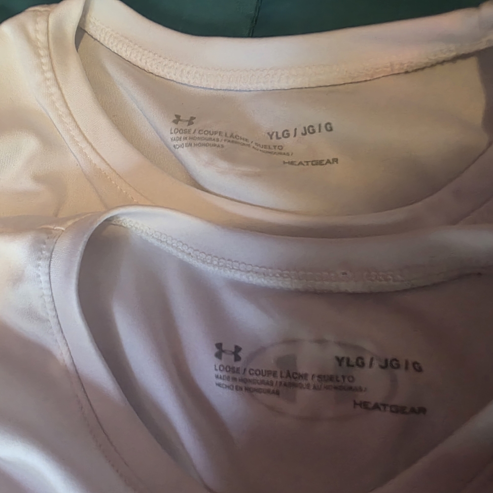 Under Armour White HeatGear Shirts Selling Together (Read) YLG